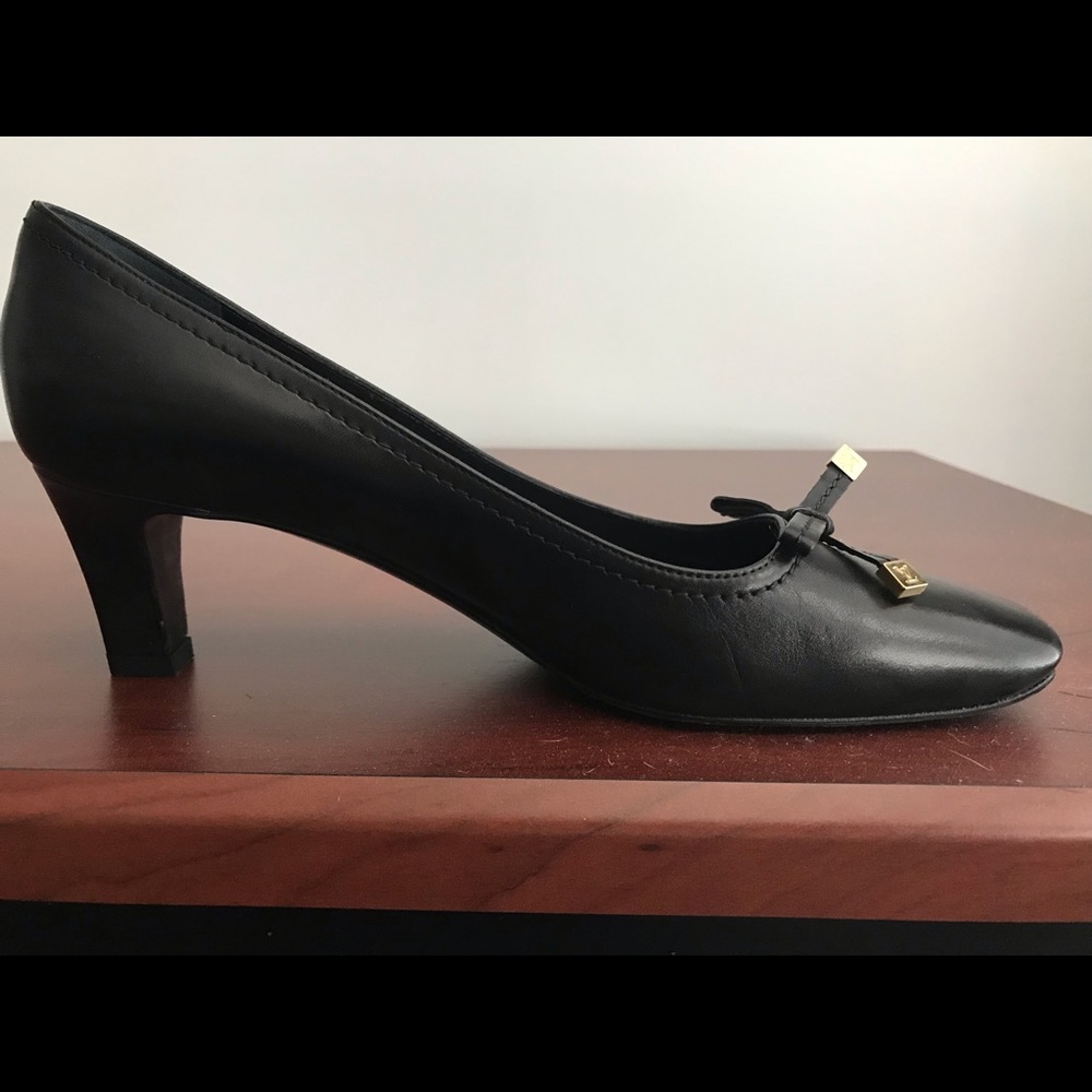 Louis Vuitton black Pumps